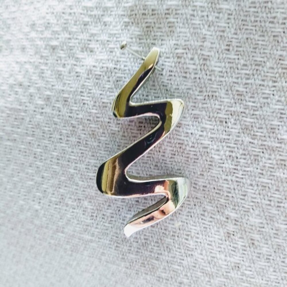 Vintage CROWN Trifari Silver Tone Zig Zag Pendant 80's Signed